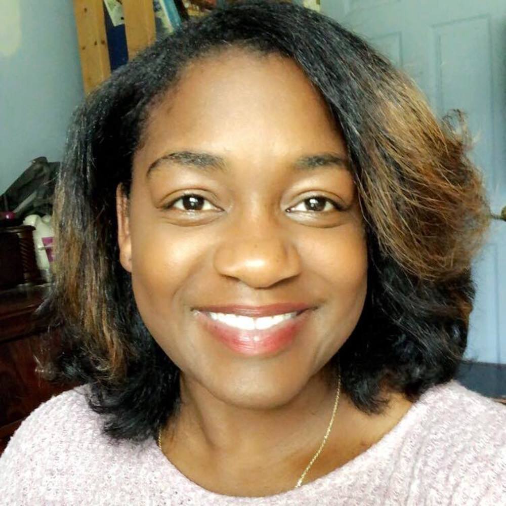 Meet your Posher, Ebony